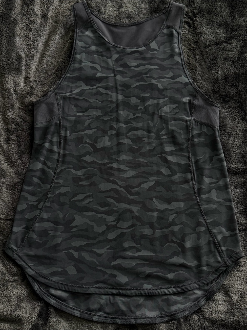 Lululemon Sculpt Knit II Camo
Tank